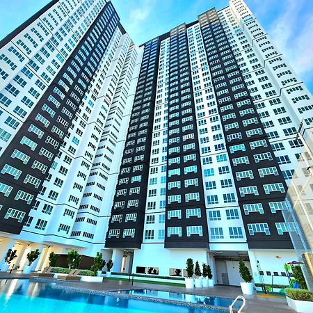Amber Cove Melaka By Ggm Apartment Екстериор снимка