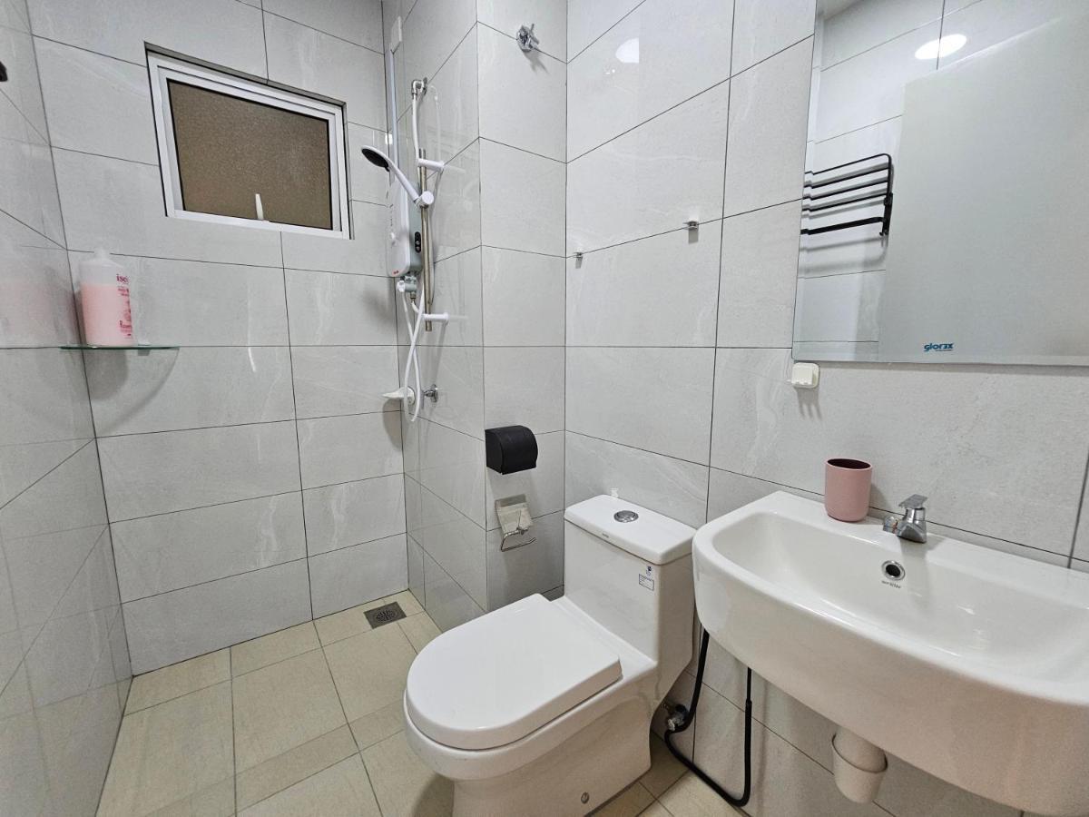 Amber Cove Melaka By Ggm Apartment Екстериор снимка